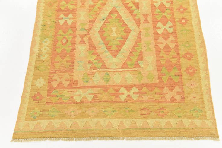 Detail image of 3' 2 x 5' Hand Woven Kilim Waziri Wool Rug