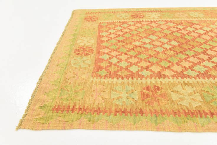 Detail image of 3' 2 x 4' 9 Hand Woven Kilim Waziri Wool Rug