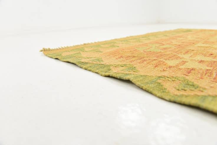 Detail image of 3' 4 x 5' Hand Woven Kilim Waziri Wool Rug