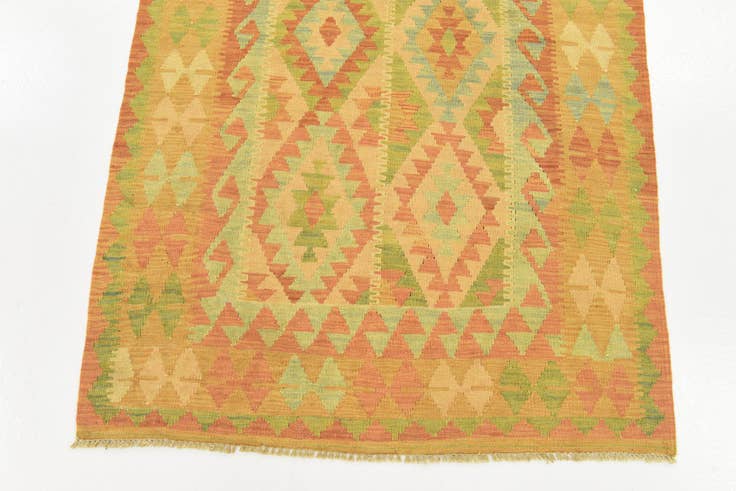 Detail image of 3' 2 x 5' Hand Woven Kilim Waziri Wool Rug