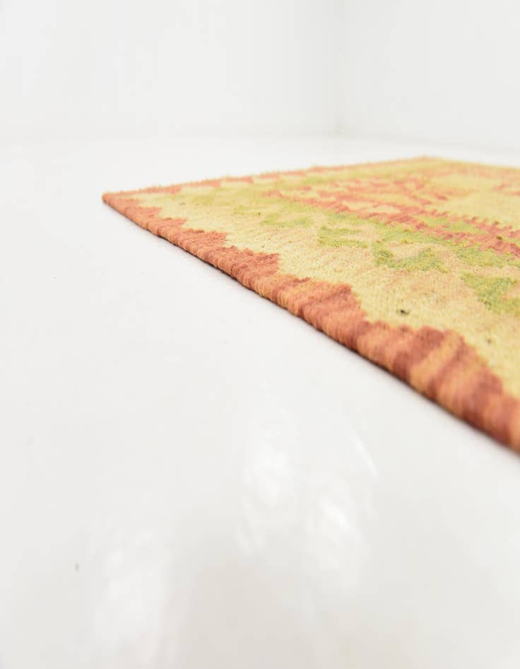 Detail image of 4' x 6' 6  Hand Woven Kilim Waziri Wool Rug