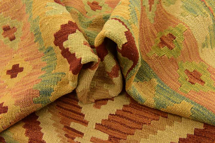 4' 9 x 6' 6 Hand Woven Kilim Waziri Wool Rug