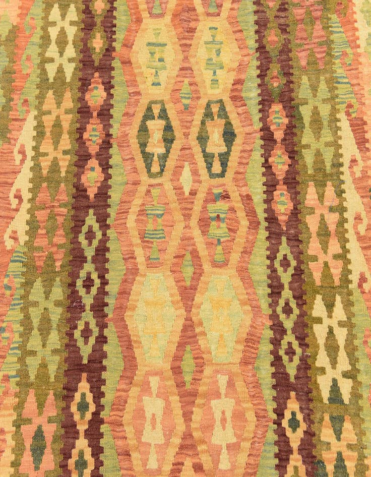 Detail image of 4' 5 x 6' 5  Hand Woven Kilim Waziri Wool Rug
