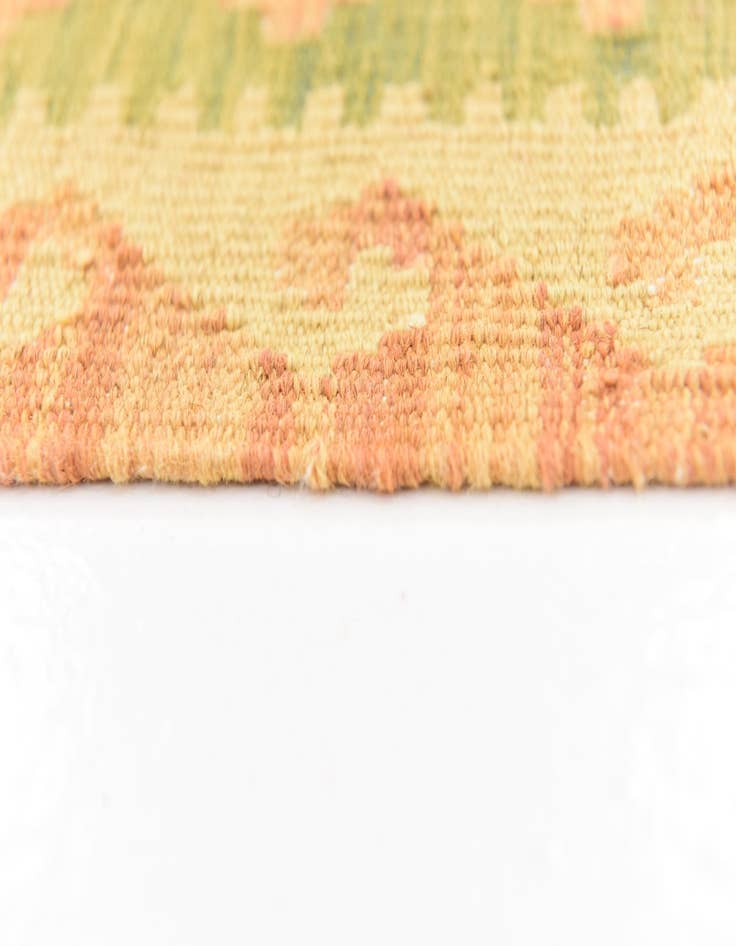 Detail image of 4' 5 x 6' 5  Hand Woven Kilim Waziri Wool Rug