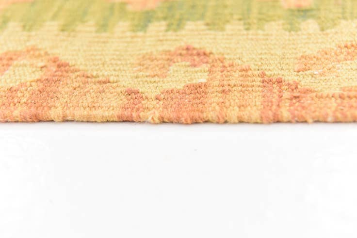 Detail image of 4' 5 x 6' 5 Hand Woven Kilim Waziri Wool Rug