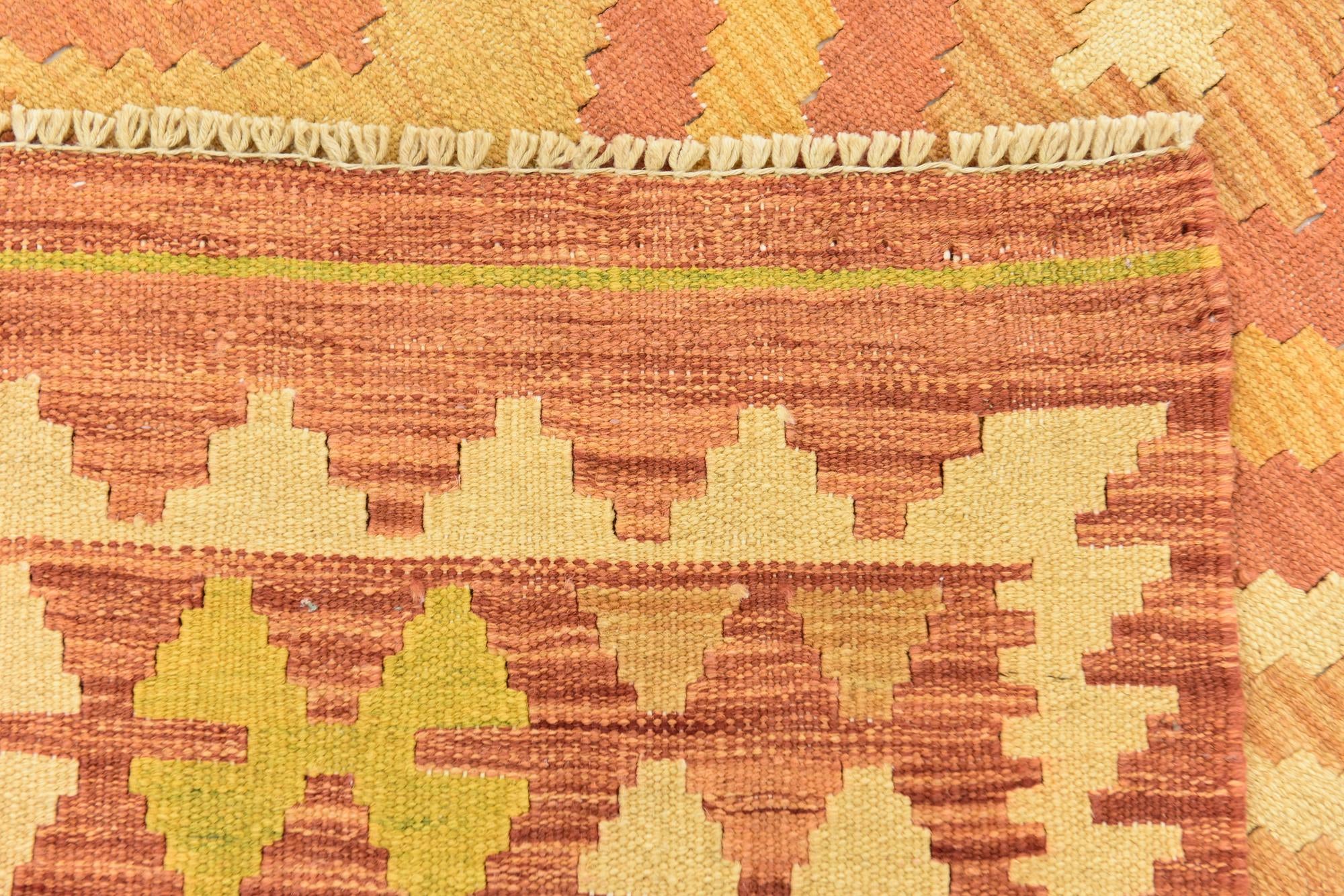 4' 7 x 6' 7 Hand Woven Kilim Waziri Wool Rug