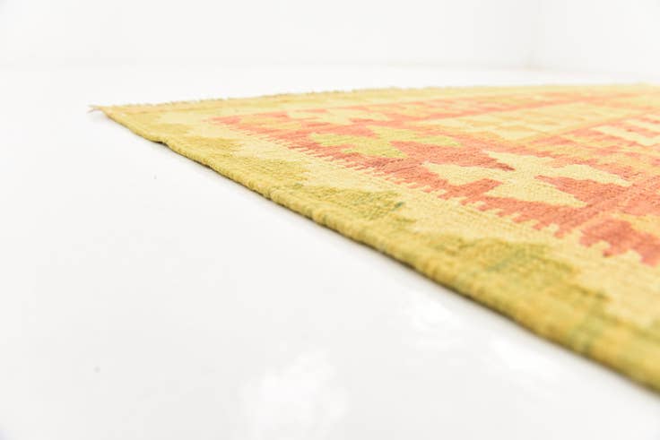 Detail image of 6' 4 x 9' 9 Hand Woven Kilim Waziri Wool Rug