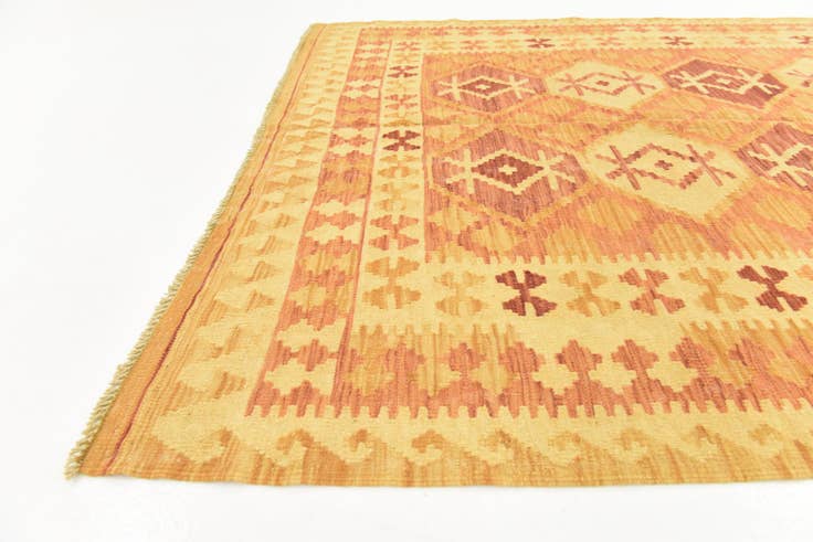 Detail image of 4' 9 x 6' 8 Hand Woven Kilim Waziri Wool Rug
