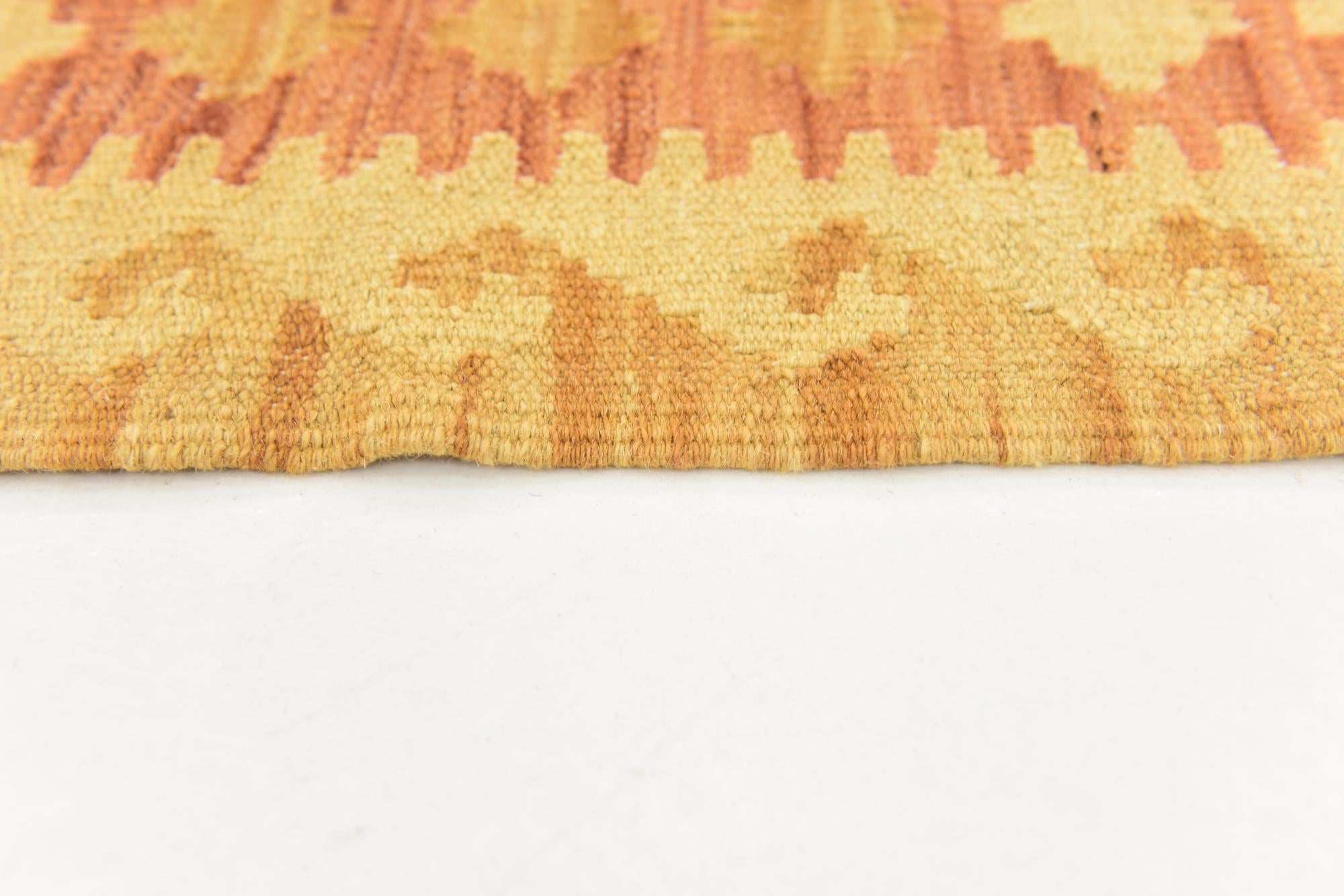 4' 9 x 6' 8 Hand Woven Kilim Waziri Wool Rug