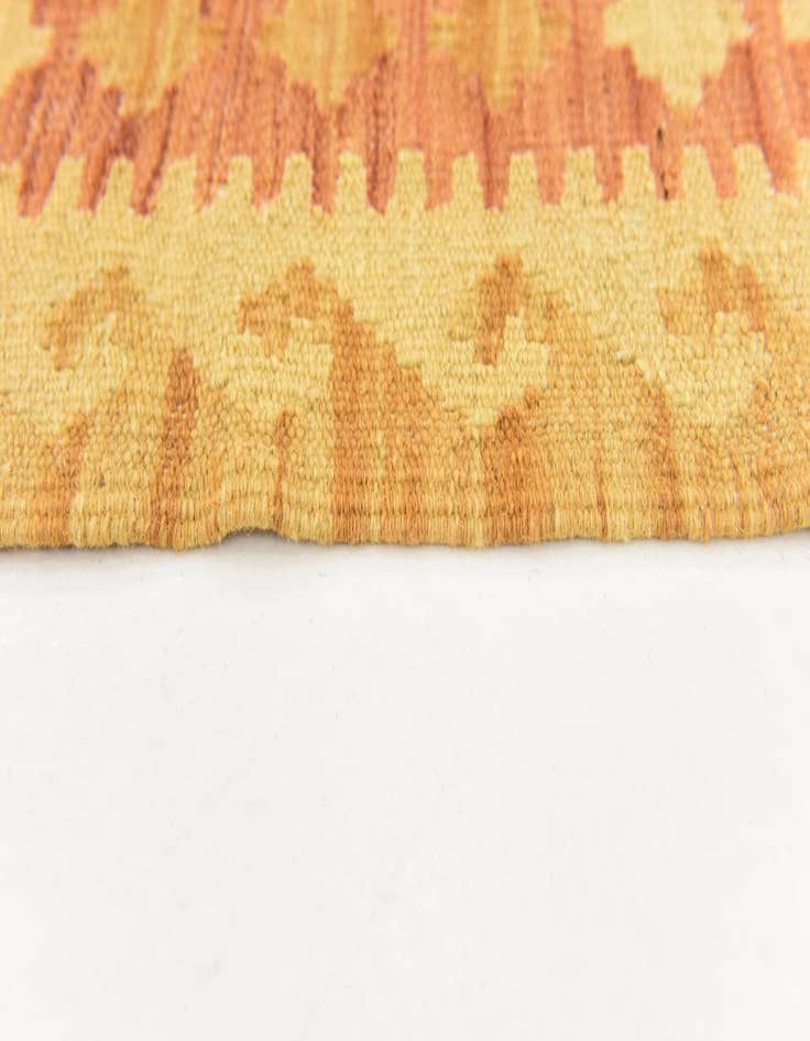 Detail image of 4' 9 x 6' 8  Hand Woven Kilim Waziri Wool Rug