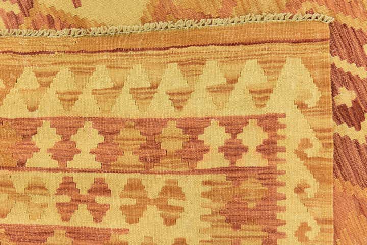 4' 9 x 6' 8 Hand Woven Kilim Waziri Wool Rug