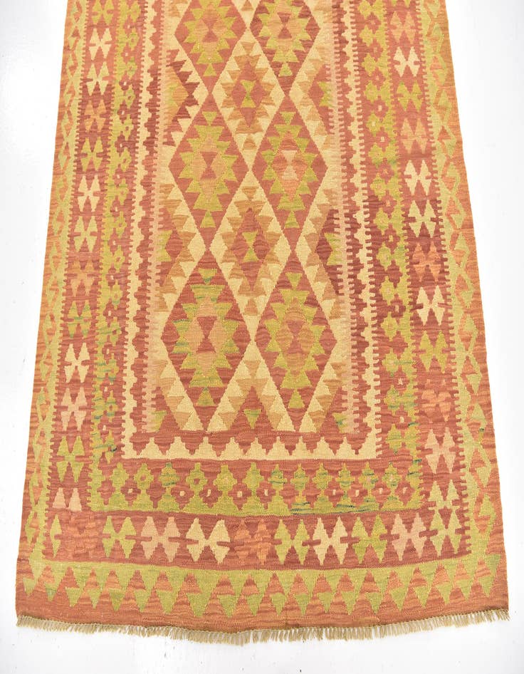 Detail image of 4' 9 x 6' 6  Hand Woven Kilim Waziri Wool Rug