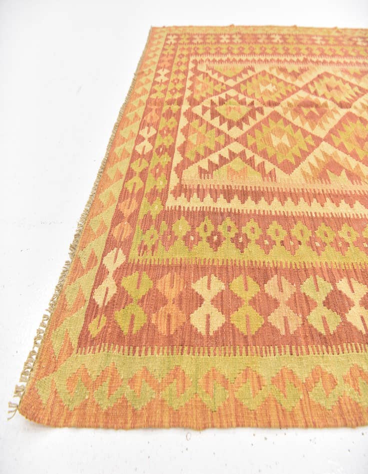 Detail image of 4' 9 x 6' 6  Hand Woven Kilim Waziri Wool Rug
