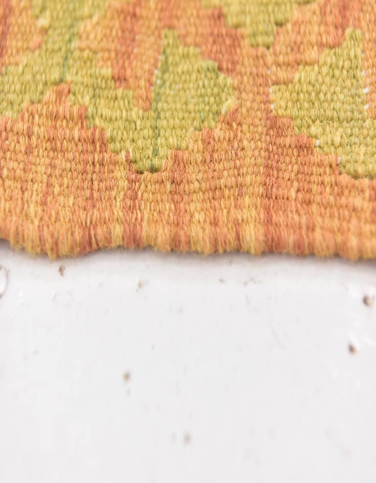 Detail image of 4' 9 x 6' 6  Hand Woven Kilim Waziri Wool Rug