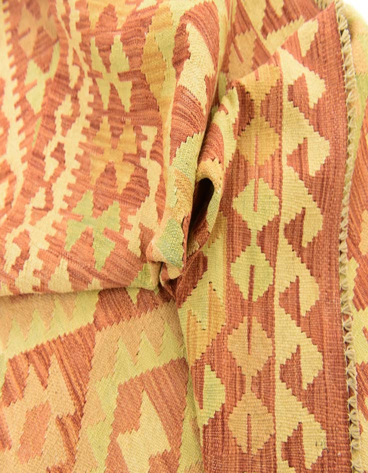 Detail image of 3' 9 x 6' 6  Hand Woven Kilim Waziri Wool Rug