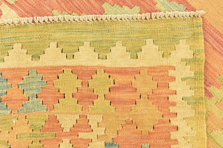 4' 9 x 6' 7 Hand Woven Kilim Waziri Wool Rug