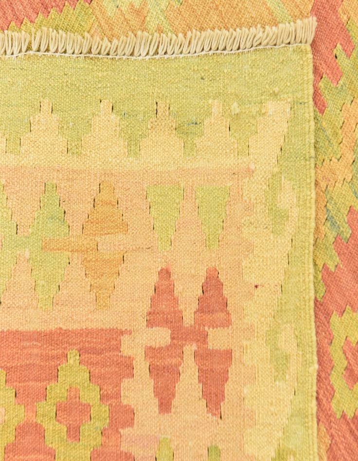 Detail image of 4' 10 x 6' 6  Hand Woven Kilim Waziri Wool Rug