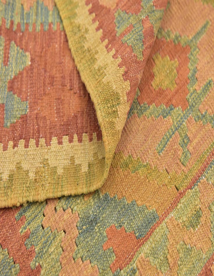Detail image of 2' 7 x 4'  Hand Woven Kilim Waziri Wool Rug