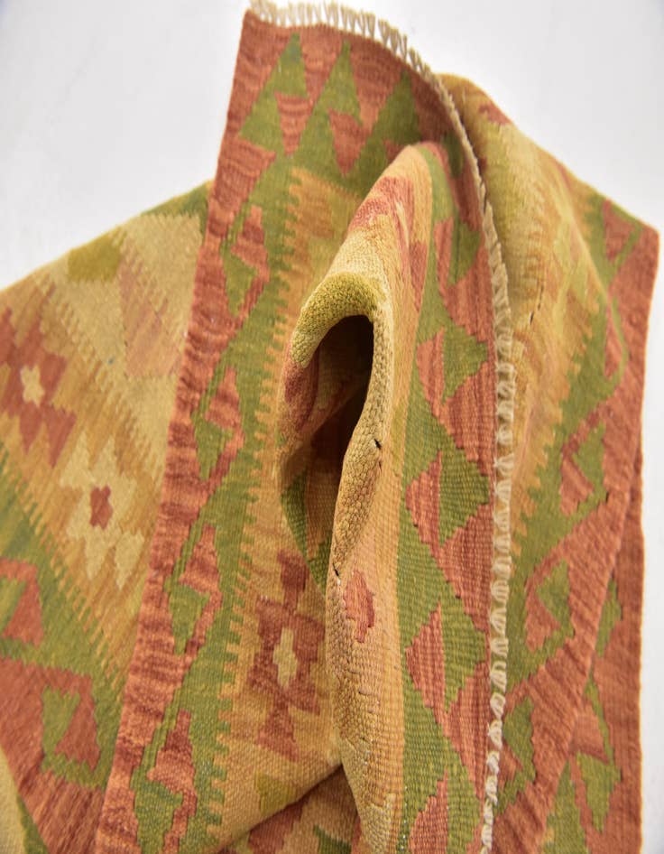 Detail image of 2' 7 x 4'  Hand Woven Kilim Waziri Wool Rug