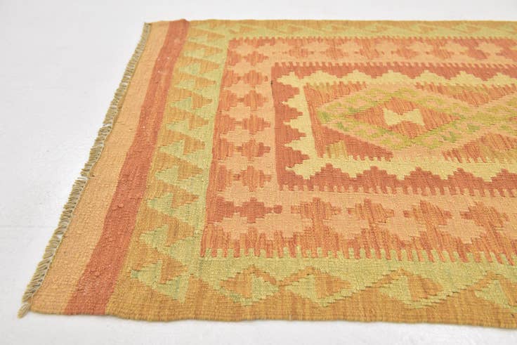 Detail image of 2' 8 x 4' 3 Hand Woven Kilim Waziri Wool Rug