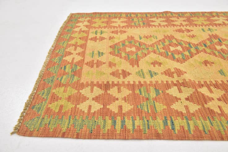 Detail image of 2' 8 x 4' 3 Hand Woven Kilim Waziri Wool Rug