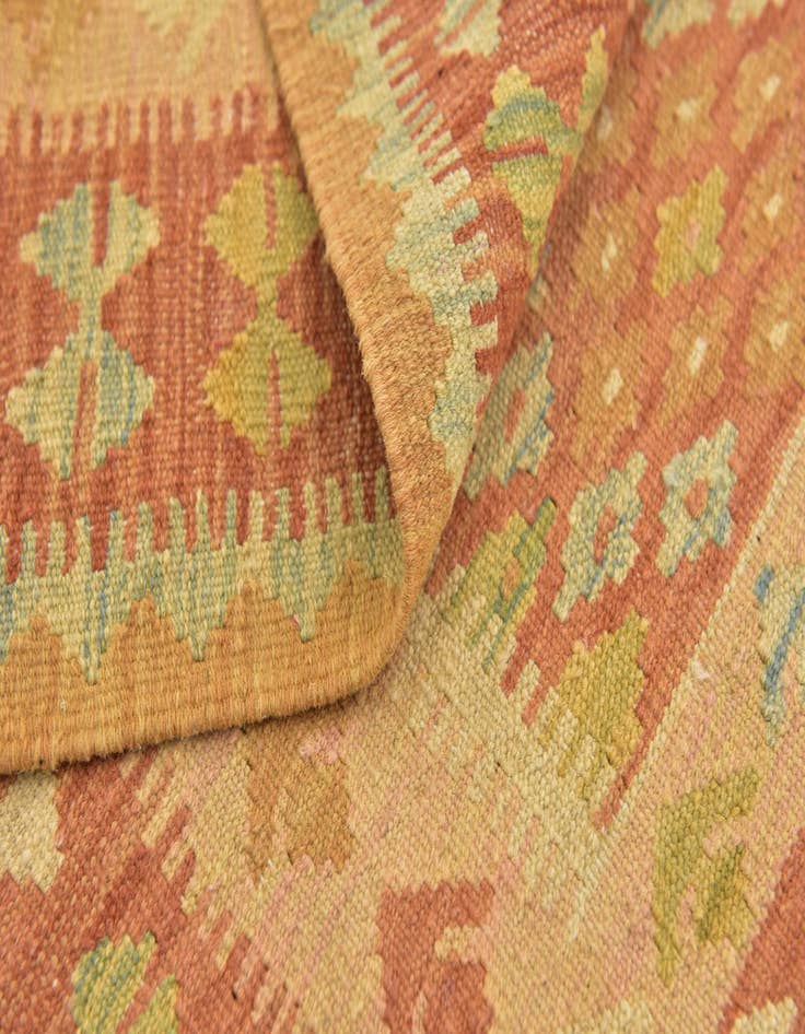 Detail image of 2' 8 x 4'  Hand Woven Kilim Waziri Wool Rug