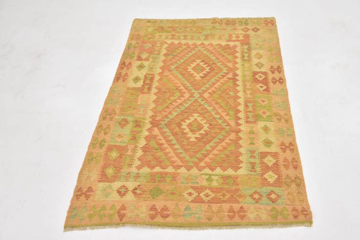 Detail image of 3' 3 x 5' Hand Woven Kilim Waziri Wool Rug