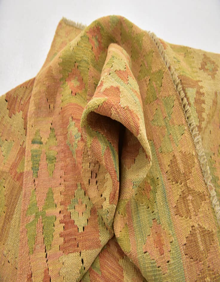 Detail image of 3' 3 x 5'  Hand Woven Kilim Waziri Wool Rug