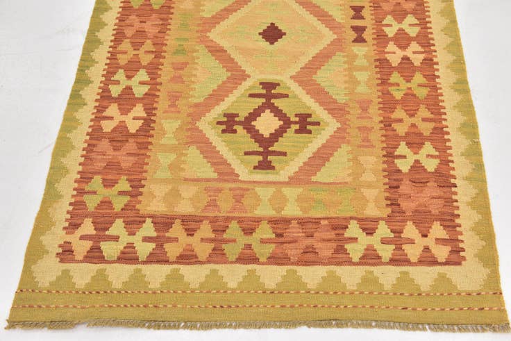 Detail image of 3' 2 x 5' Hand Woven Kilim Waziri Wool Rug
