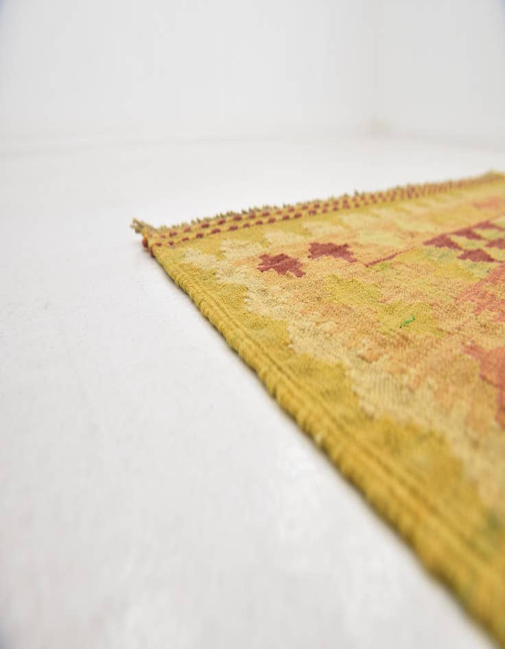 Detail image of 3' 2 x 5' 2  Hand Woven Kilim Waziri Wool Rug