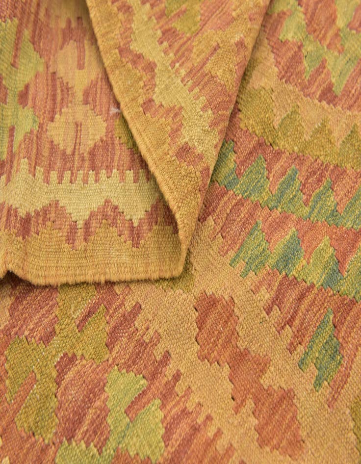 Detail image of 3' 3 x 5'  Hand Woven Kilim Waziri Wool Rug