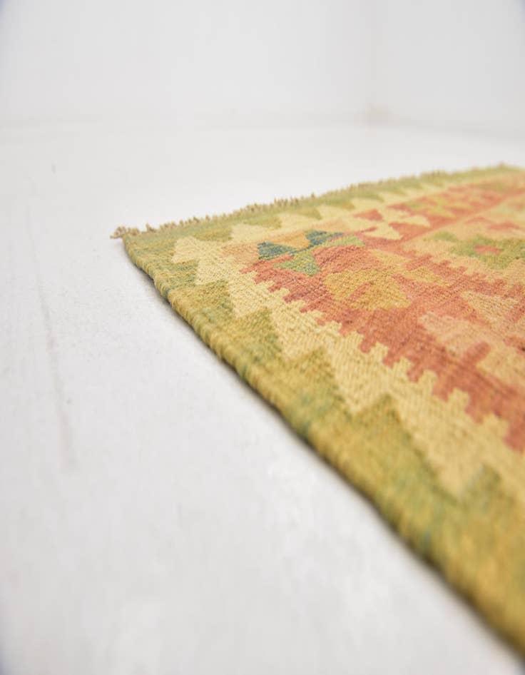 Detail image of 3' 4 x 5' Hand Woven Kilim Waziri Wool Rug