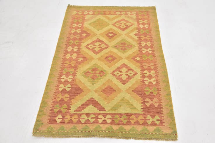 Detail image of 3' x 4' 9 Hand Woven Kilim Waziri Wool Rug