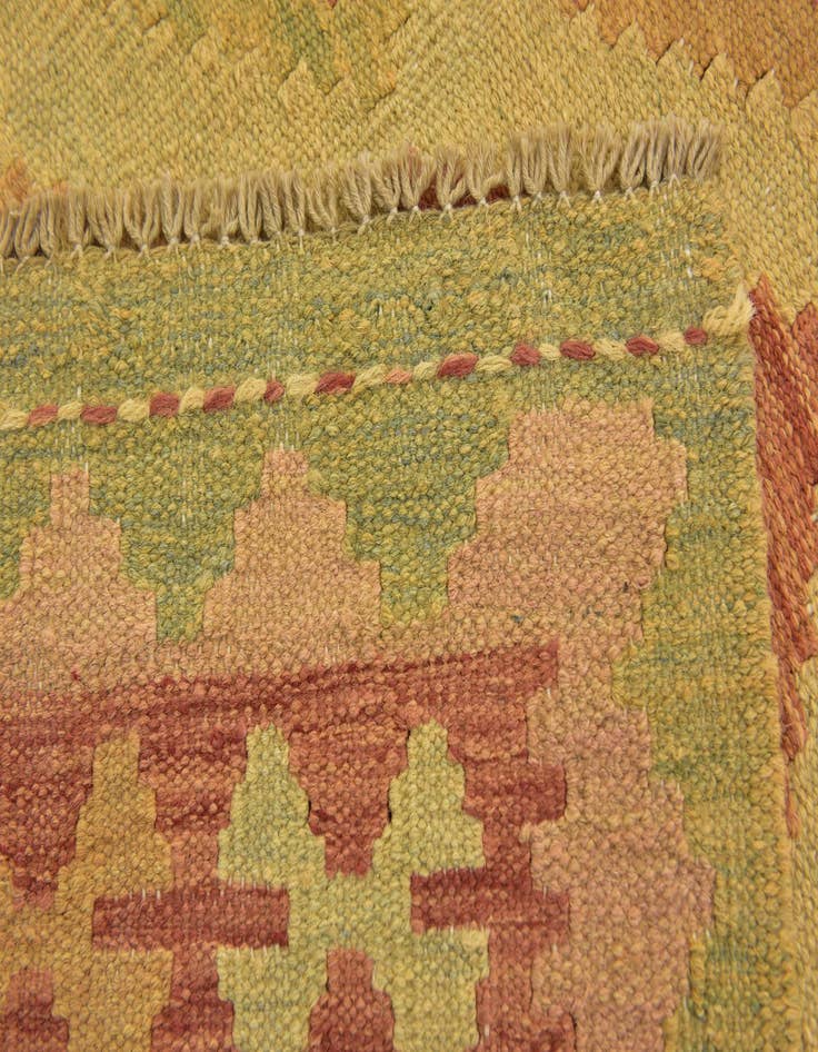 Detail image of 3' x 4' 9  Hand Woven Kilim Waziri Wool Rug