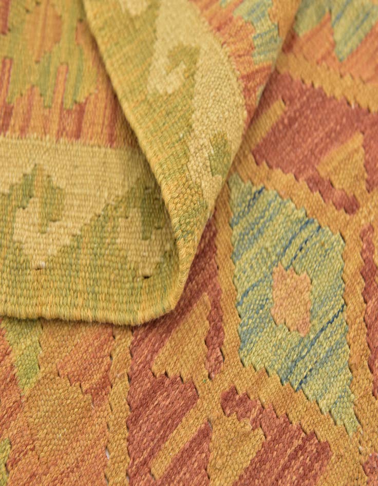 Detail image of 3' 3 x 5'  Hand Woven Kilim Waziri Wool Rug