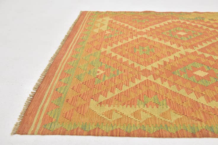 Detail image of 3' 3 x 4' 10 Hand Woven Kilim Waziri Wool Rug
