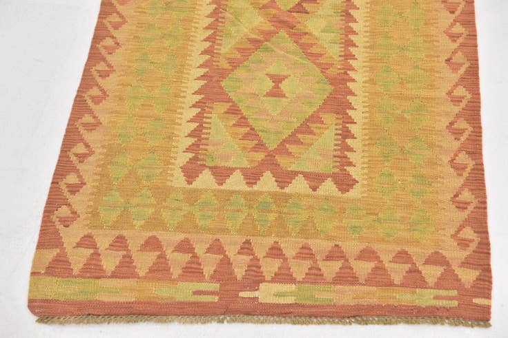 Detail image of 2' 8 x 4' 2 Hand Woven Kilim Waziri Wool Rug