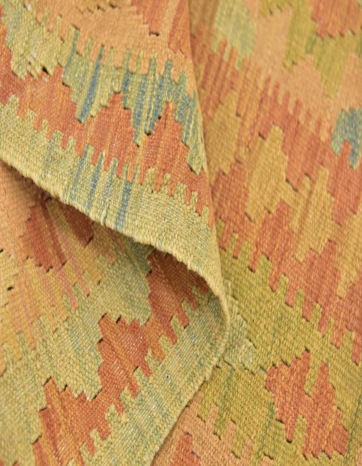 Detail image of 3' 2 x 5'  Hand Woven Kilim Waziri Wool Rug