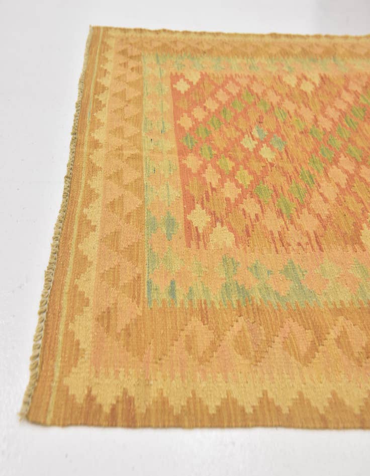 Detail image of 3' 3 x 5' 2  Hand Woven Kilim Waziri Wool Rug