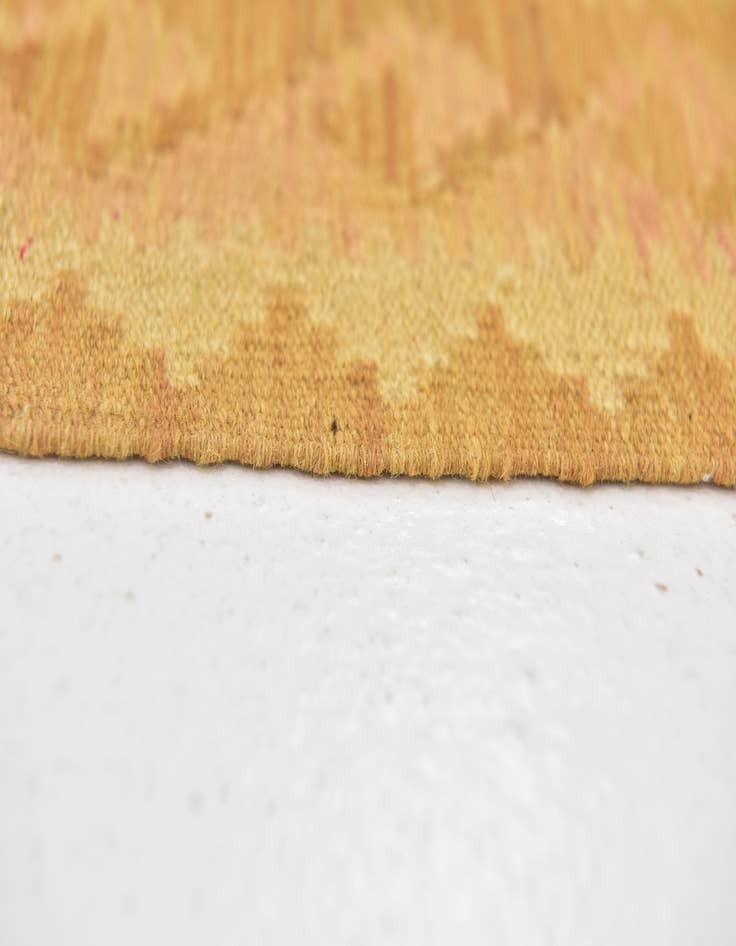 Detail image of 3' 3 x 5' 2  Hand Woven Kilim Waziri Wool Rug