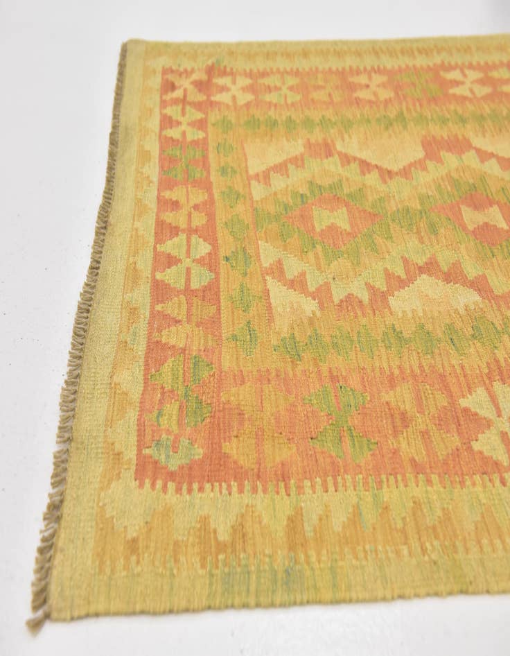 Detail image of 3' 4 x 5' 3  Hand Woven Kilim Waziri Wool Rug