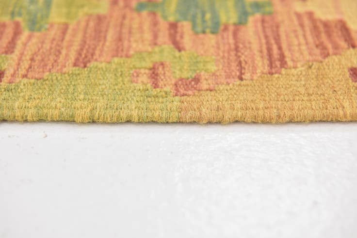 Detail image of 2' 8 x 4' 8 Hand Woven Kilim Waziri Wool Rug