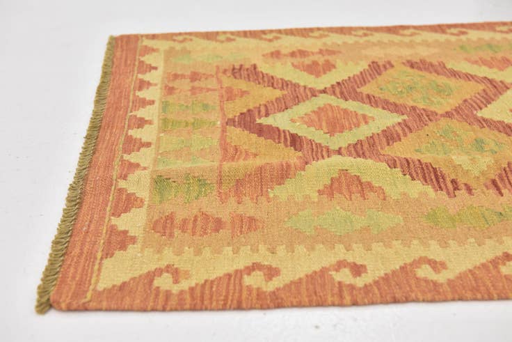 Detail image of 2' 5 x 4' 4 Hand Woven Kilim Waziri Wool Rug