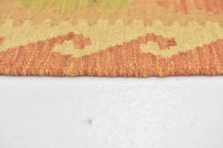 Detail image of 2' 5 x 4' 4 Hand Woven Kilim Waziri Wool Rug