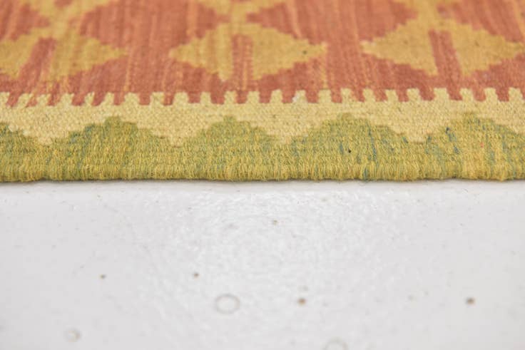 Detail image of 2' 6 x 4' 2 Hand Woven Kilim Waziri Wool Rug