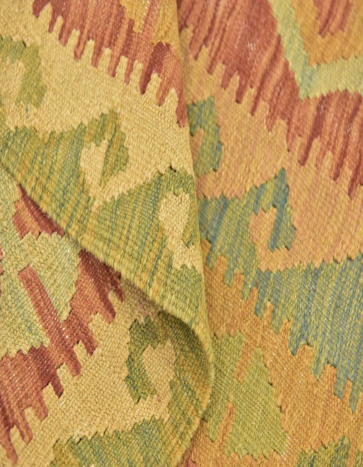 Detail image of 3' 4 x 4' 9  Hand Woven Kilim Waziri Wool Rug
