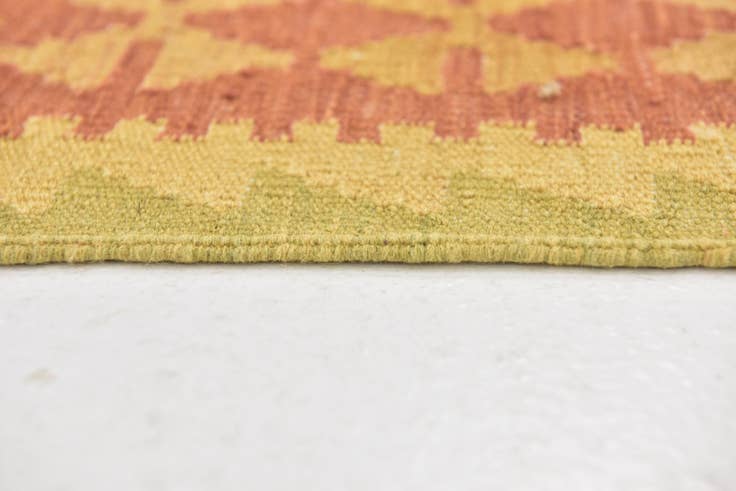 Detail image of 90cm x 145cm Hand Woven Kilim Waziri Wool Rug