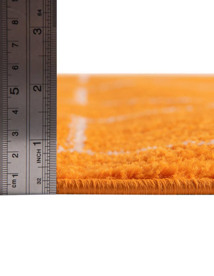Detail image of 7' 10 x 10' Lattice Frieze Rug
