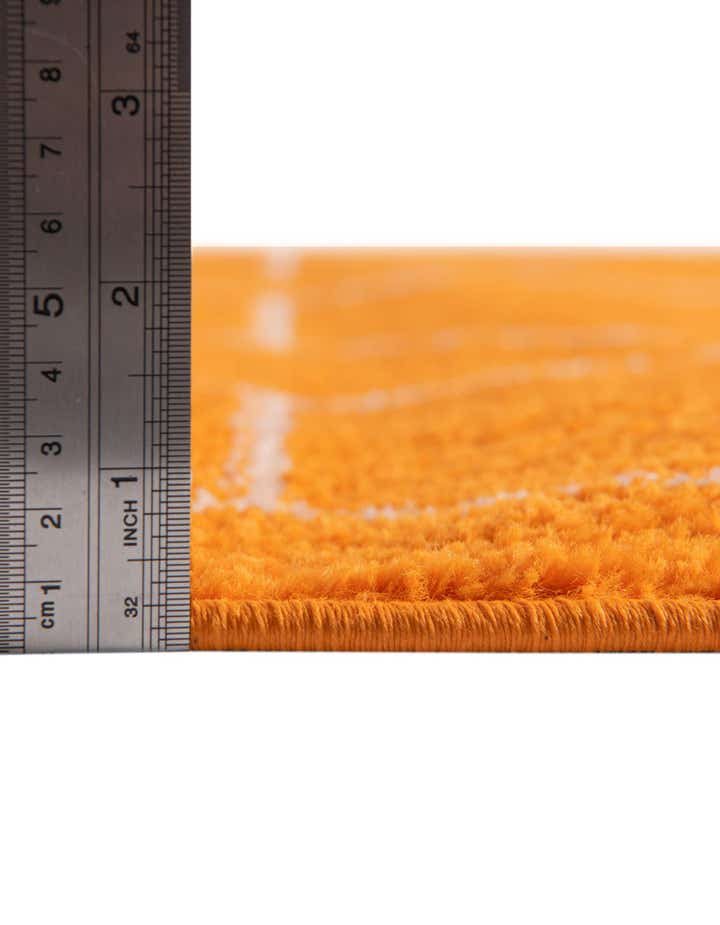 7' 10 x 10' Lattice Frieze Rug