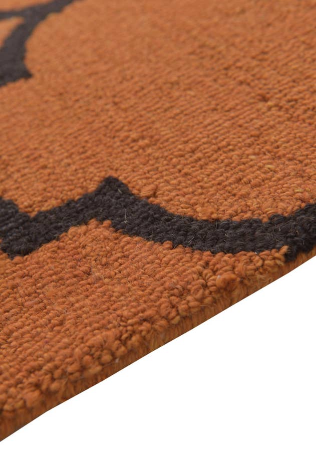 Detail image of 5' 1 x 8' Luna Wool Rug